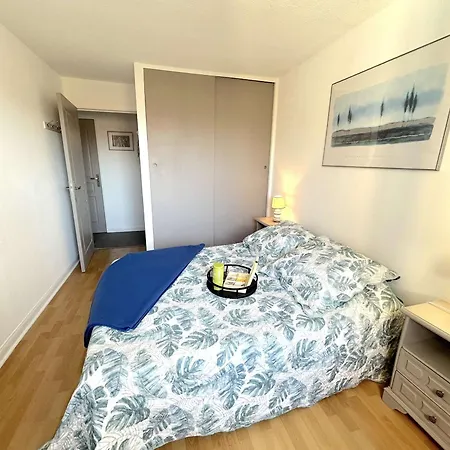 Apartment Spacieux 3 Pieces, Climatise Avec Parking A Saint-raphael - Fr-1-226a-202 Saint-Raphael (Var)